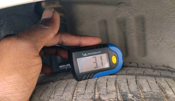 2012 Ford Classic CLXI 1.4 DIESEL, Diesel, Manual, 1,85,163 km, tyre