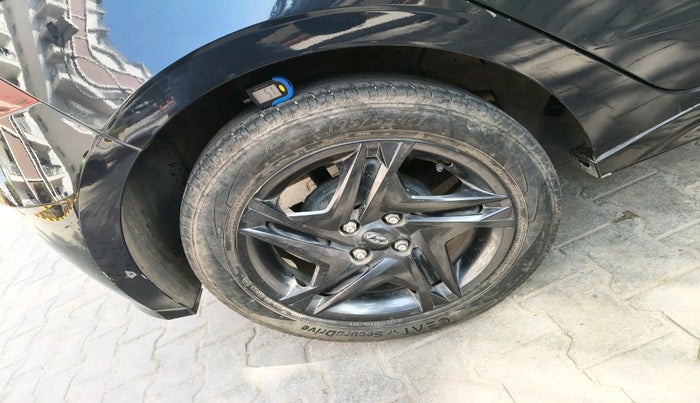 2022 Hyundai NEW I20 SPORTZ 1.2 MT, Petrol, Manual, 20,553 km, tyre