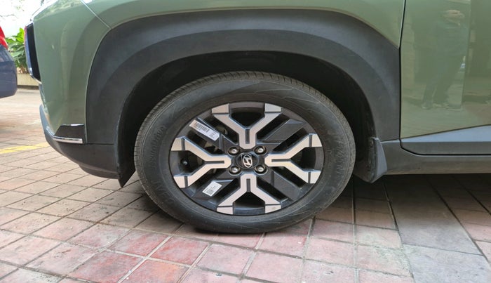 2025 Hyundai EXTER SX(O) 1.2 AMT, Petrol, Automatic, 423 km, tyre