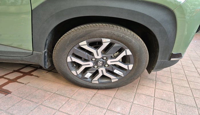 2025 Hyundai EXTER SX(O) 1.2 AMT, Petrol, Automatic, 423 km, tyre