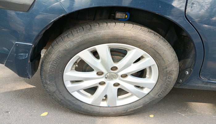 2018 Maruti Ertiga VXI CNG, Petrol, Manual, 86,560 km, tyre