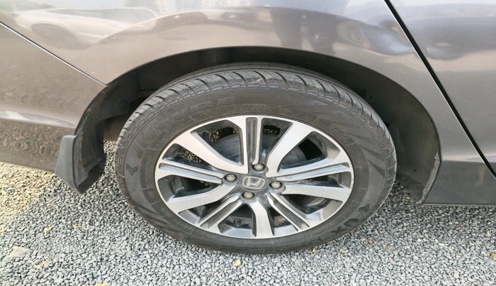 2019 Honda City 1.5L I-VTE V CVT, Petrol, Automatic, 46,569 km, tyre