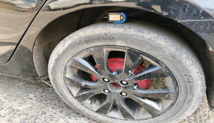 2017 Hyundai Verna 1.6 CRDI SX (O), Diesel, Manual, 1,40,531 km, tyre