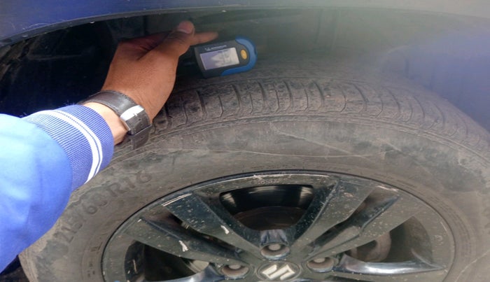 2019 Maruti Vitara Brezza ZDI, Diesel, Manual, 1,60,486 km, tyre