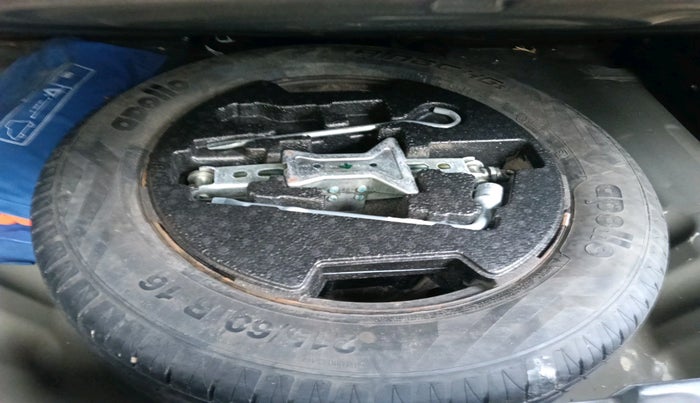 2022 Toyota URBAN CRUISER HIGH GRADE MT, Petrol, Manual, 52,048 km, tyre