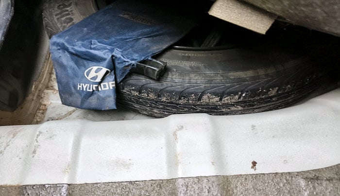 2013 Hyundai i20 MAGNA (O) 1.4 CRDI, Diesel, Manual, 1,51,539 km, tyre