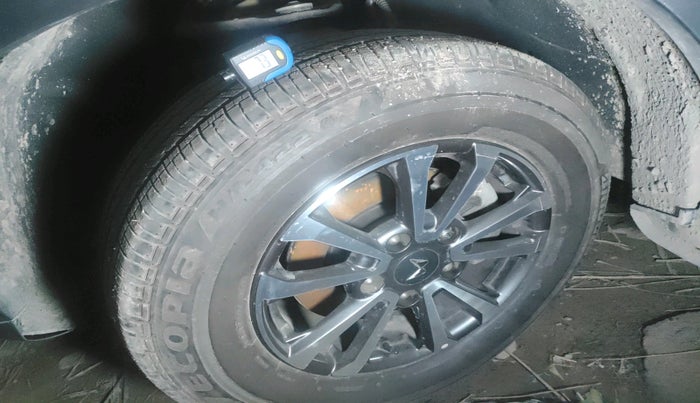 2024 Mahindra SCORPIO-N N Z8 S Petrol AT, Petrol, Automatic, 4,370 km, tyre