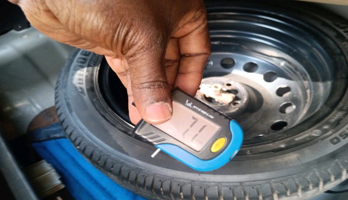 2014 Hyundai Verna FLUIDIC 1.6 VTVT SX, Petrol, Manual, 71,499 km, tyre