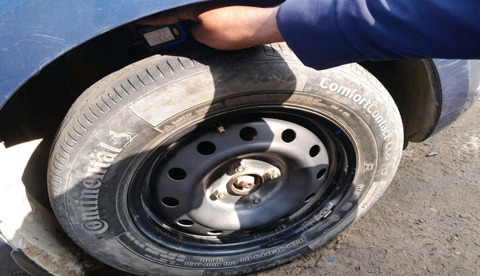 2018 Maruti Dzire VXI, Petrol, Manual, 1,29,008 km, tyre