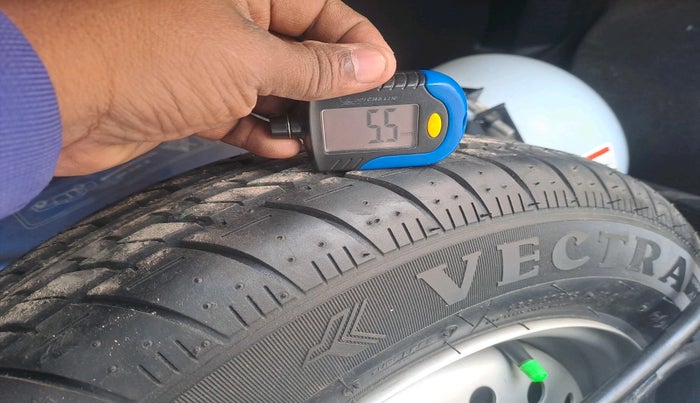 2019 Maruti New Wagon-R LXI CNG 1.0, Petrol, Manual, 1,20,040 km, tyre