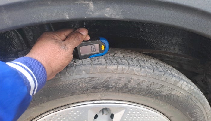 2019 Maruti New Wagon-R LXI CNG 1.0, Petrol, Manual, 1,20,040 km, tyre