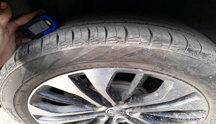 2022 MG HECTOR PLUS SHARP 2.0 DIESEL TURBO MT 6-STR, Diesel, Manual, 79,435 km, tyre