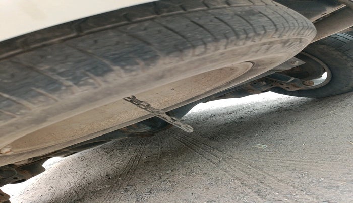 2018 Toyota Innova Crysta 2.4 VX 8 STR, Diesel, Manual, 1,22,580 km, tyre