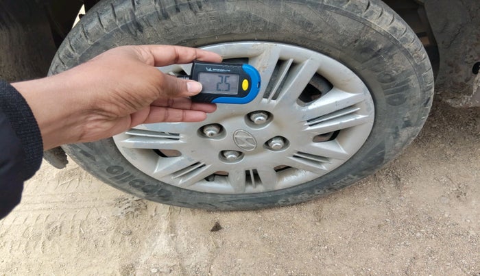 2013 Hyundai Santro Xing GLS LPG, Petrol, Manual, 51,498 km, tyre