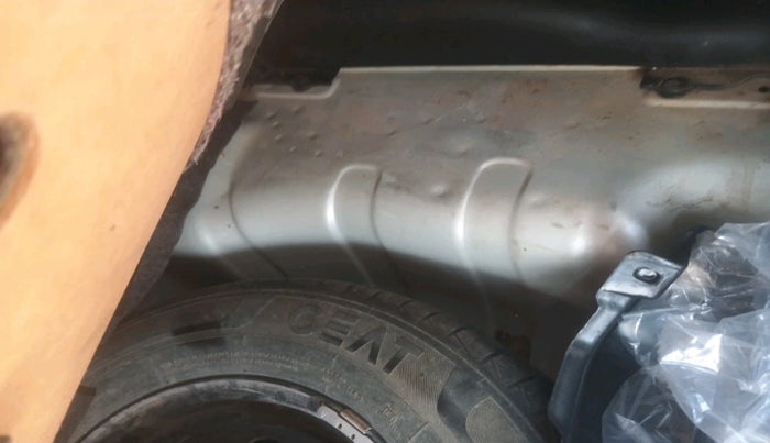 2021 Maruti Alto LXI O, Petrol, Manual, 28,538 km, tyre