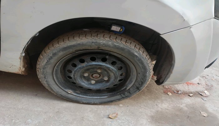 2011 Maruti Wagon R 1.0 VXI, Petrol, Manual, 72,387 km, tyre