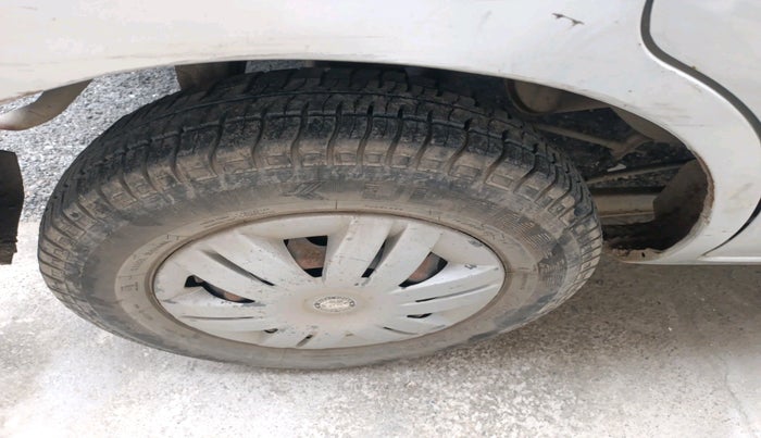 2014 Maruti Alto 800 LXI, Petrol, Manual, 59,335 km, tyre