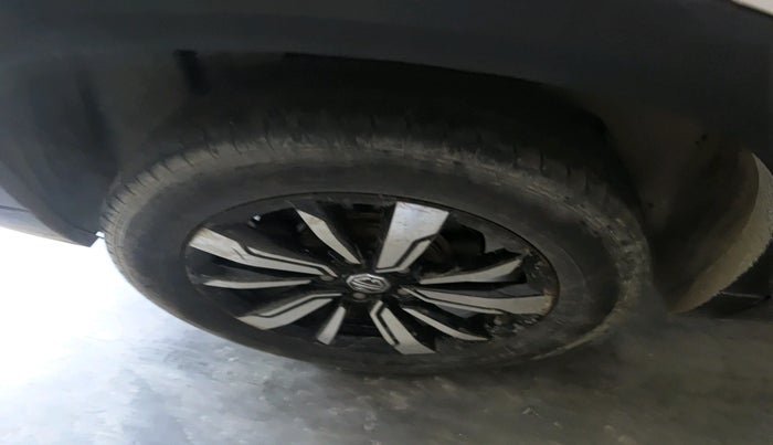 2019 MG HECTOR SHARP 2.0 DIESEL, Diesel, Manual, 64,587 km, tyre