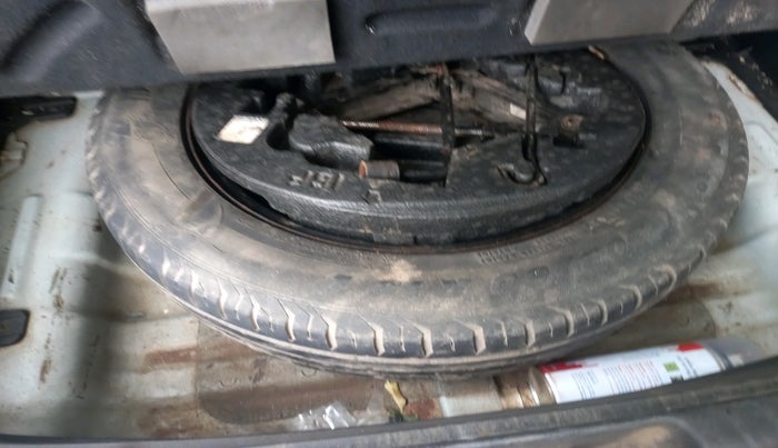 2017 Hyundai Creta SX PLUS 1.6 DIESEL, Diesel, Manual, 1,61,360 km, tyre