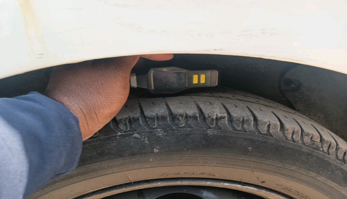 2014 Tata Zest XT PETROL, Petrol, Manual, 83,118 km, tyre