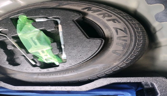 2018 Maruti Ciaz DELTA 1.5 SHVS MT PETROL, Petrol, Manual, 65,905 km, tyre