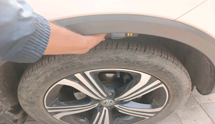 2022 MG ASTOR SHARP 1.5 CVT, Petrol, Automatic, 24,608 km, tyre