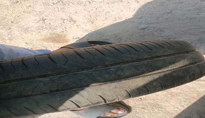 2017 Maruti Alto K10 VXI, Petrol, Manual, 81,152 km, tyre