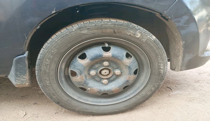 2017 Maruti Alto K10 VXI, Petrol, Manual, 81,152 km, tyre