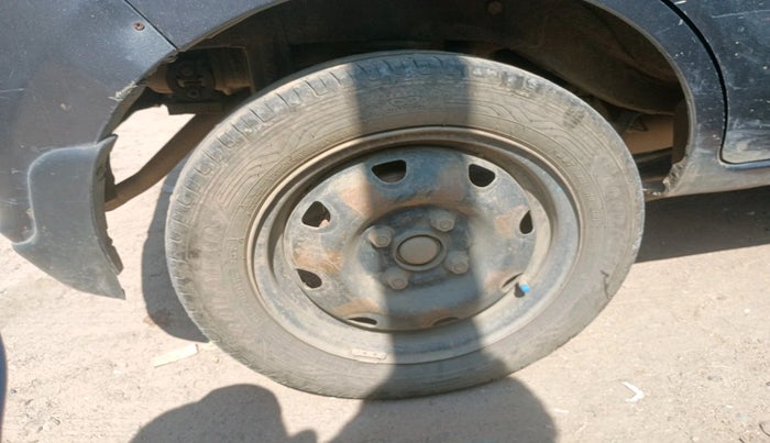 2017 Maruti Alto K10 VXI, Petrol, Manual, 81,152 km, tyre