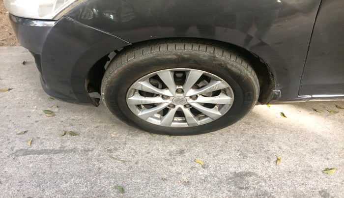 2013 Maruti Ertiga ZDI, Diesel, Manual, 1,25,607 km, tyre