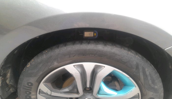 2021 Tata TIGOR EV XZ PLUS, Electric, Automatic, 98,128 km, tyre