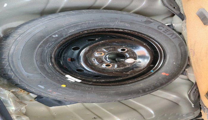 2021 Maruti Alto VXI PLUS, Petrol, Manual, 31,714 km, tyre