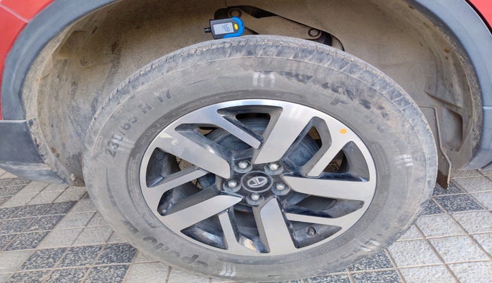 2020 Tata Harrier XZ PLUS 2.0L, Diesel, Manual, 51,431 km, tyre