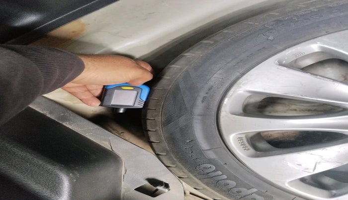 2017 Maruti Baleno ALPHA DIESEL 1.3, Diesel, Manual, 79,019 km, tyre