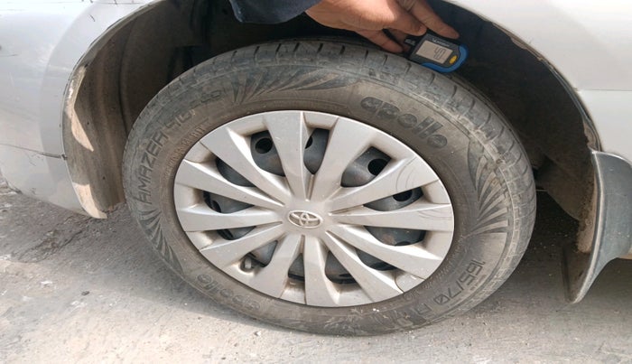 2016 Toyota Etios GD, Diesel, Manual, 96,741 km, tyre