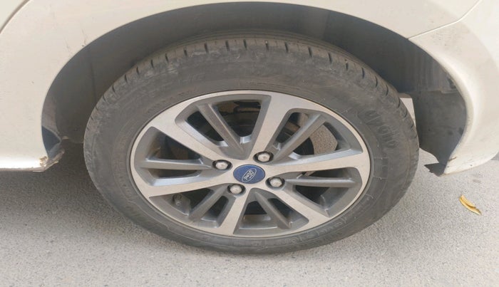 2021 Ford New Figo TITANIUM 1.5 PETROL AT, Petrol, Automatic, 20,943 km, tyre