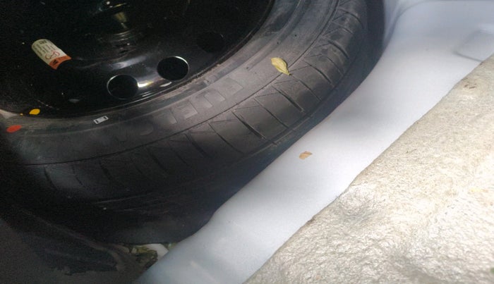 2021 Ford New Figo TITANIUM 1.5 PETROL AT, Petrol, Automatic, 20,943 km, tyre