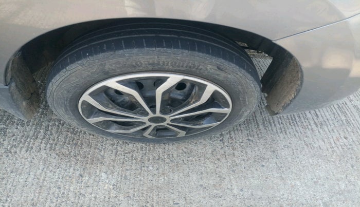 2013 Maruti Wagon R 1.0 VXI, Petrol, Manual, 82,897 km, tyre