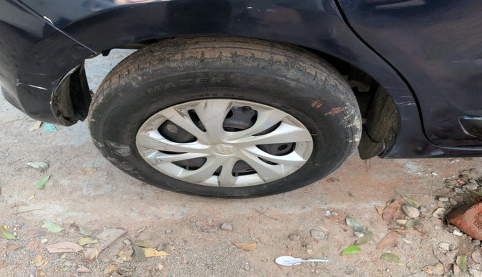 2020 Maruti Swift VXI AMT, Petrol, Automatic, 85,364 km, tyre