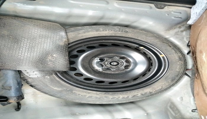 2014 Hyundai Grand i10 SPORTZ 1.2 KAPPA VTVT, Petrol, Manual, 72,009 km, tyre