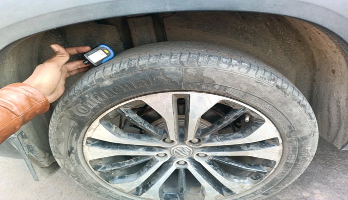 2022 MG HECTOR PLUS SHARP 2.0 DIESEL TURBO MT 6-STR, Diesel, Manual, 43,119 km, tyre