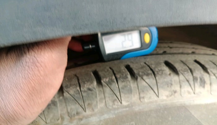 2022 KIA SONET HTK PLUS 1.2, Petrol, Manual, 34,273 km, tyre