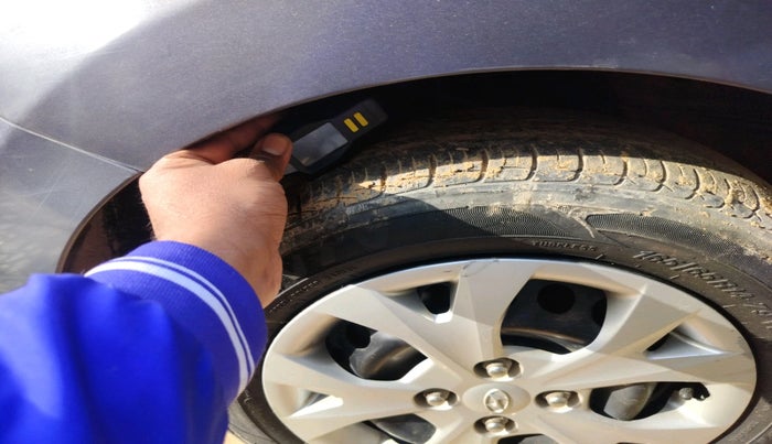 2014 Hyundai Grand i10 SPORTZ 1.2 KAPPA VTVT, Petrol, Manual, 43,410 km, tyre