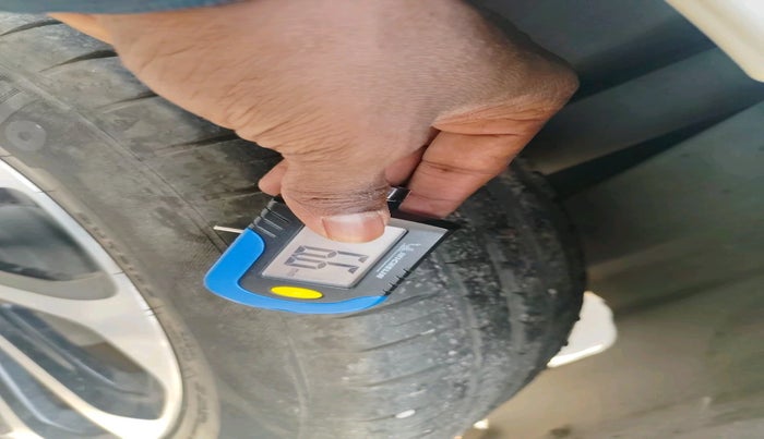 2022 Maruti Baleno ALPHA 1.2 AGS, Petrol, Automatic, 27,691 km, tyre