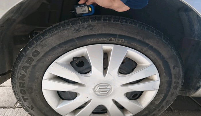 2013 Maruti Swift Dzire VXI, Petrol, Manual, 48,183 km, tyre