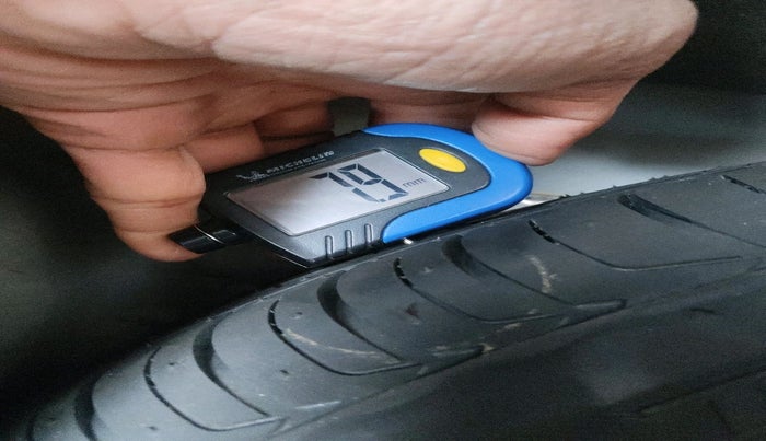 2023 Tata NEXON FEARLESS SUNROOF DUAL TONE 1.2 PETROL, Petrol, Manual, 30,278 km, tyre