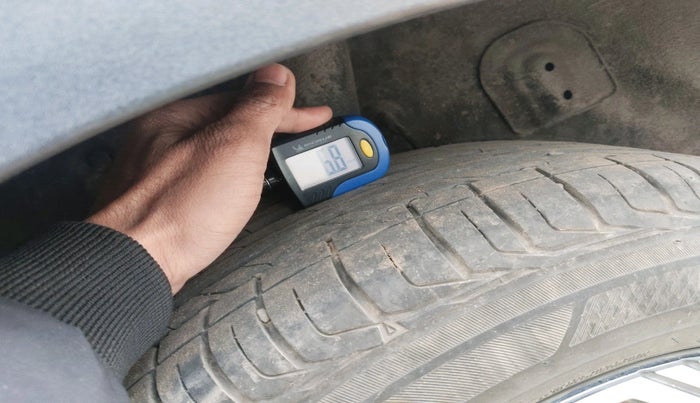 2023 Tata NEXON FEARLESS SUNROOF DUAL TONE 1.2 PETROL, Petrol, Manual, 30,278 km, tyre