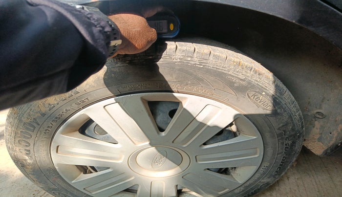 2011 Ford Figo EXI 1.4 DIESEL, Diesel, Manual, 64,507 km, tyre