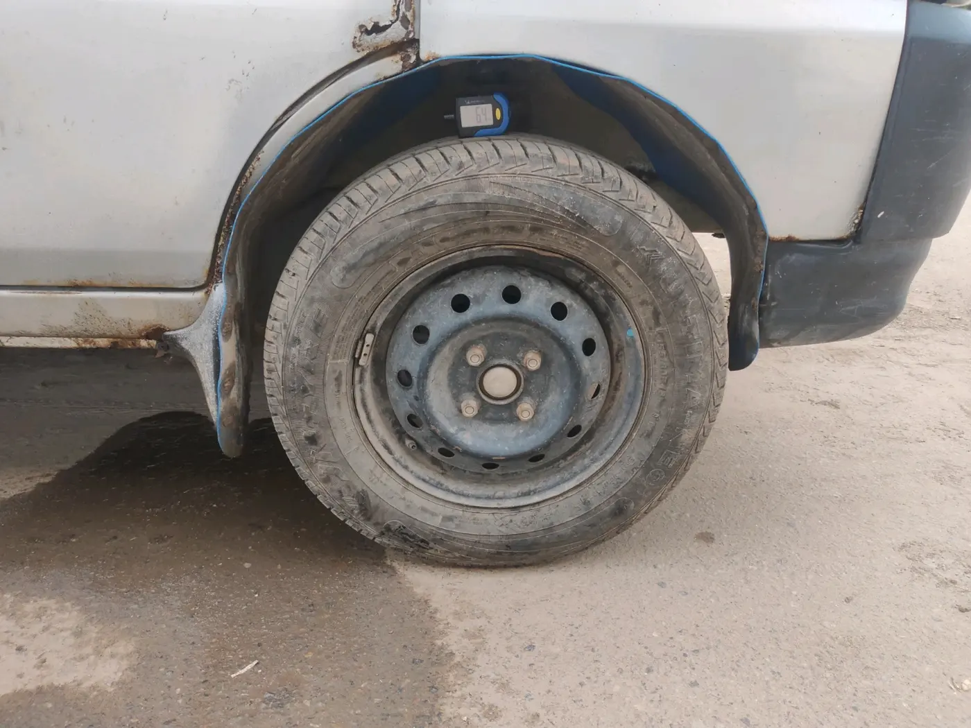 2018 Maruti Eeco 7 STR, CNG, Manual, 1,63,227 km, tyre