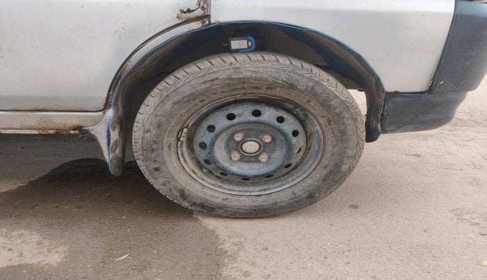 2018 Maruti Eeco 7 STR, Petrol, Manual, 1,63,227 km, tyre